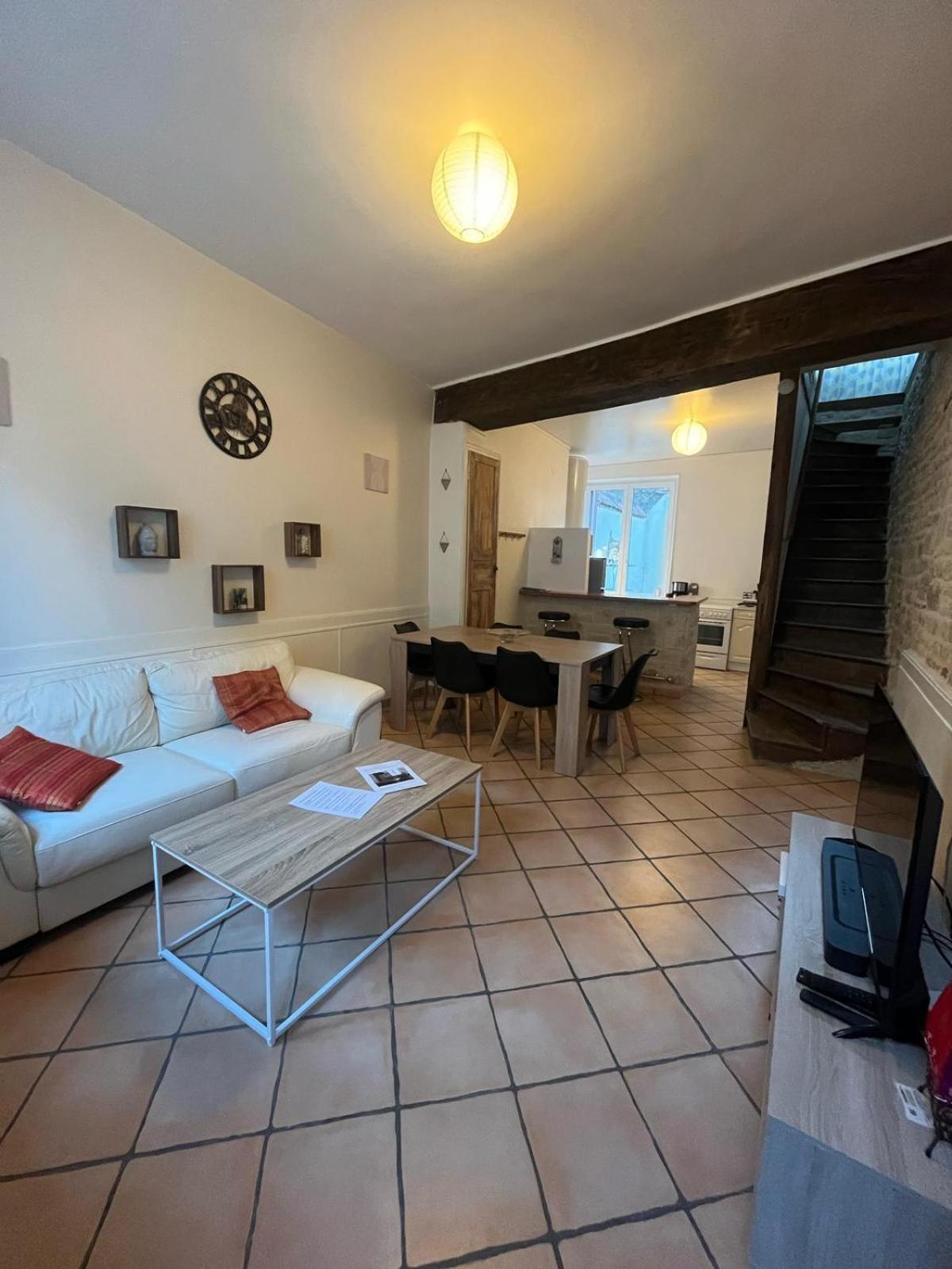 Le Gite Nivernais Varzy Exterior foto